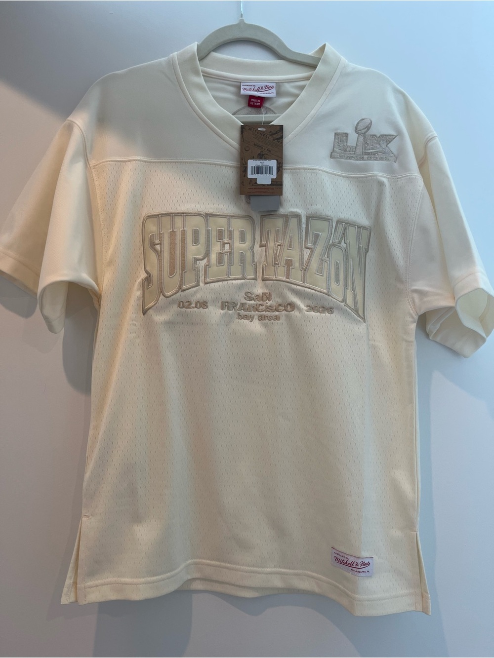 NWT Bad Bunny x Super Tazón Off White Mitchell & Ness Legacy Jersey - Small